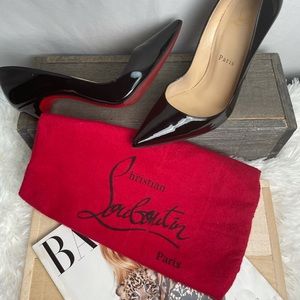 SOLD🎈🎈Christian Louboutin Black Leather Heels